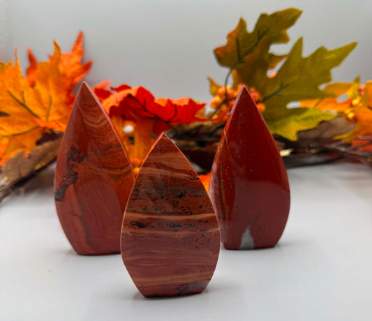 Red Jasper Arrow Head Shape - Twysted Treasures
